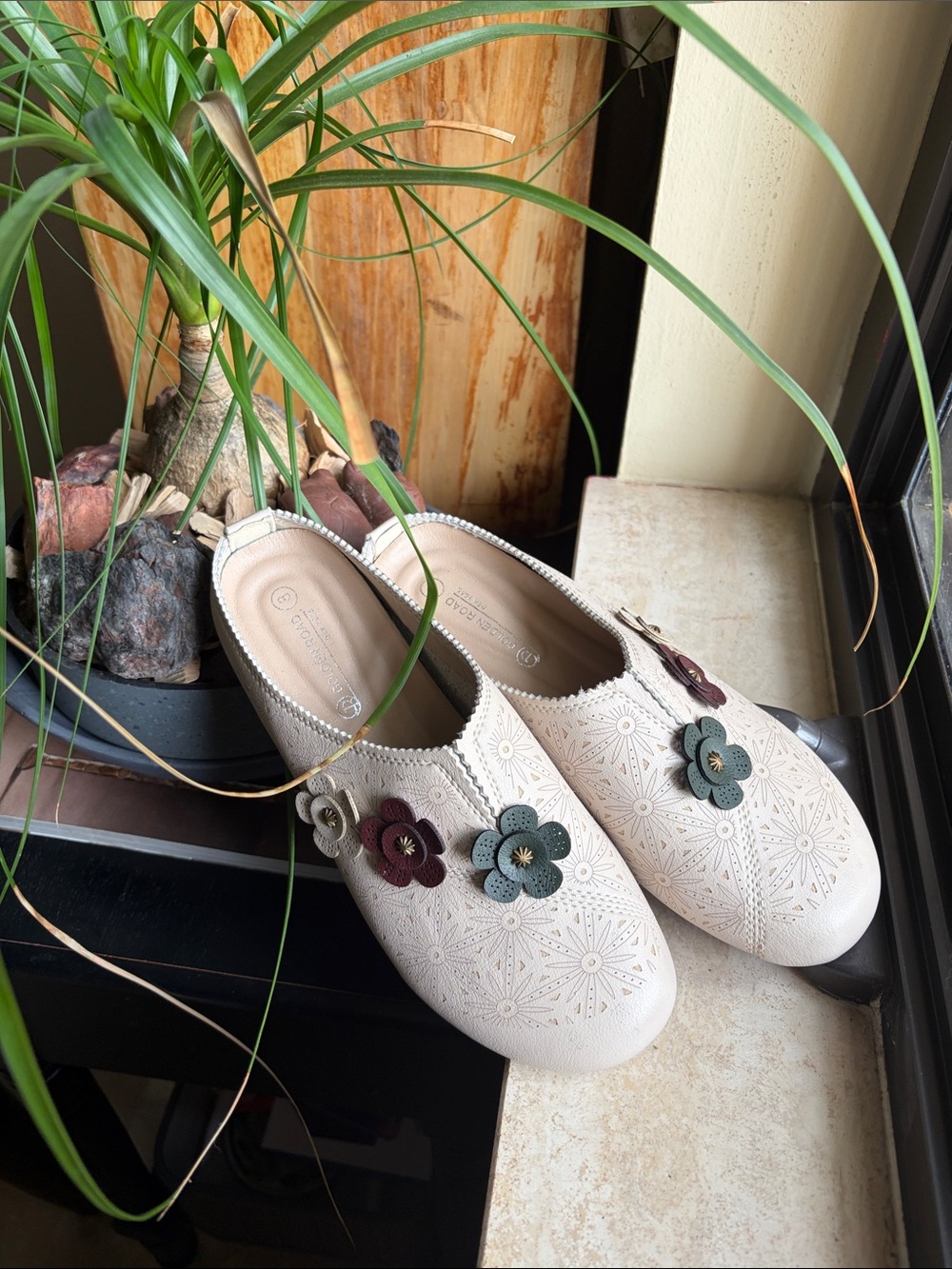 Anthology Comfortable Beige Women's Slip-On Flats with Floral Accents